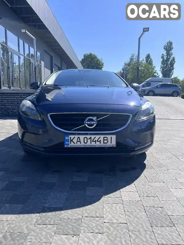 Хетчбек Volvo V40 2013 1.98 л. Ручна / Механіка обл. Харківська, Харків - Фото 1/18