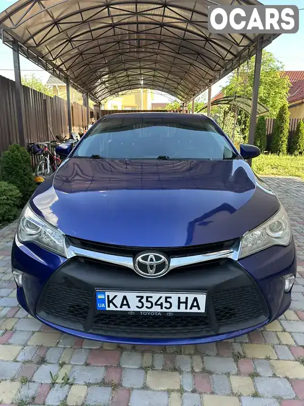 Седан Toyota Camry 2015 2.5 л. Автомат обл. Київська, Буча - Фото 1/15