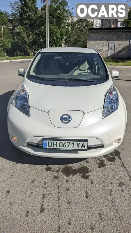 Хетчбек Nissan Leaf 2011 null_content л. обл. Одеська, Ізмаїл - Фото 1/10