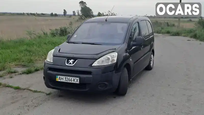 Мінівен Peugeot Partner 2009 1.56 л. Ручна / Механіка обл. Дніпропетровська, Дніпро (Дніпропетровськ) - Фото 1/21