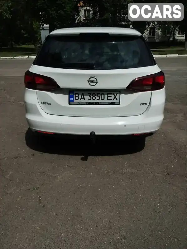 W0VBD8EFXK8018752 Opel Astra 2018 Універсал 1.6 л. Фото 2