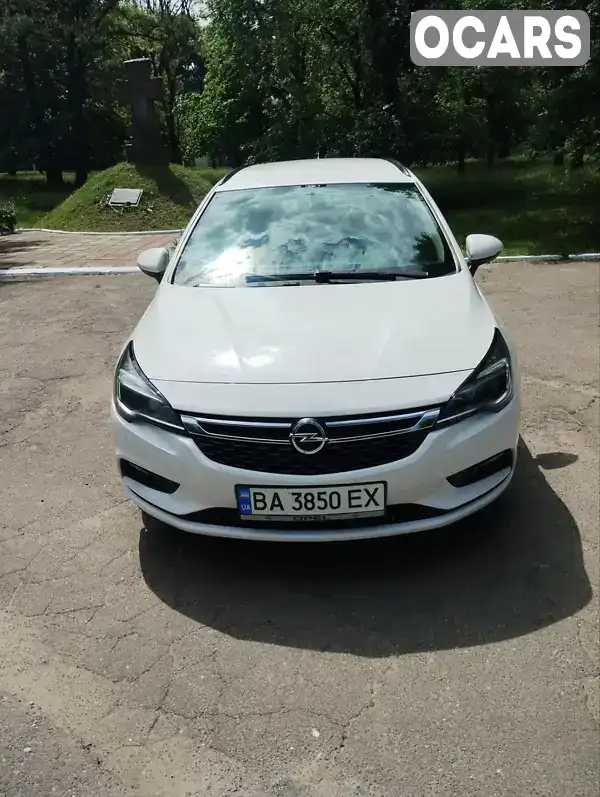 W0VBD8EFXK8018752 Opel Astra 2018 Універсал 1.6 л. Фото 8