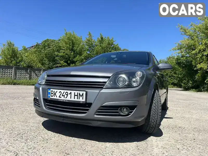 Хетчбек Opel Astra 2004 1.8 л. Автомат обл. Рівненська, Здолбунів - Фото 1/21