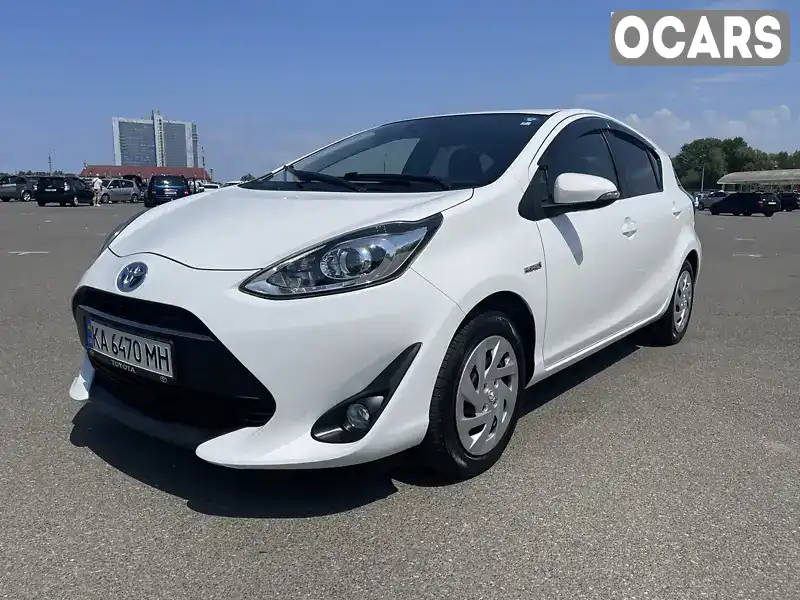 Хэтчбек Toyota Aqua 2018 1.5 л. Вариатор обл. Киевская, Киев - Фото 1/21