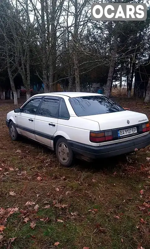 WVWZZZ31ZNB164417 Volkswagen Passat 1992 Седан 1.8 л. Фото 4