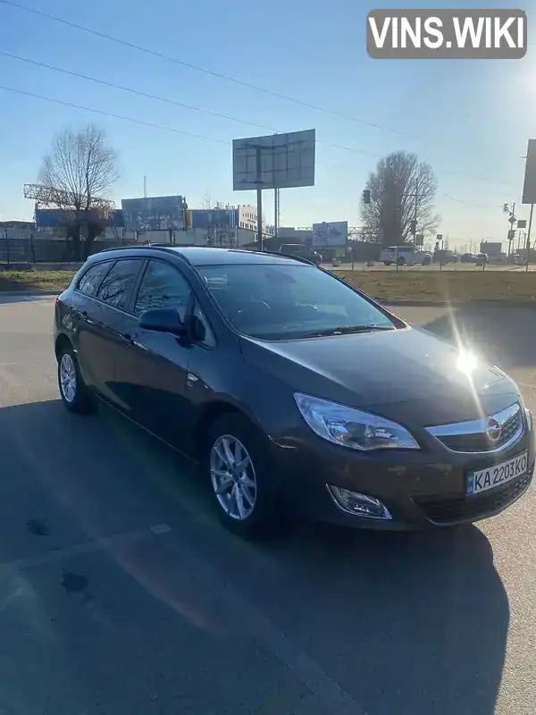 Універсал Opel Astra 2012 1.6 л. Ручна / Механіка обл. Київська, Київ - Фото 1/21