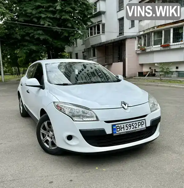 VF1BZ0A0544135030 Renault Megane 2010 Хэтчбек 1.46 л. Фото 1