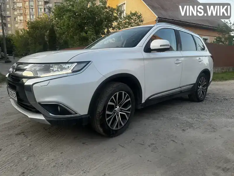 Позашляховик / Кросовер Mitsubishi Outlander 2016 2.3 л. Автомат обл. Київська, Київ - Фото 1/12