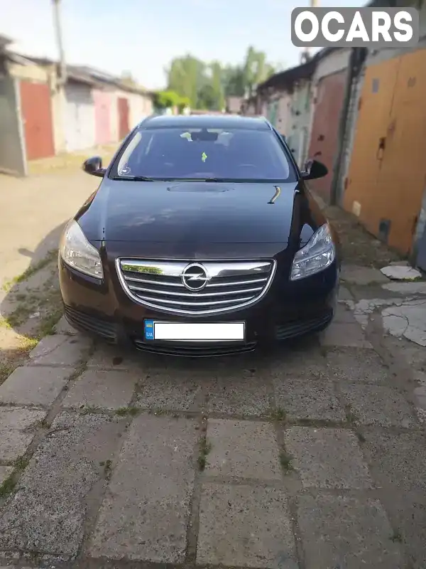 Универсал Opel Insignia 2011 1.96 л. обл. Черкасская, Черкассы - Фото 1/12