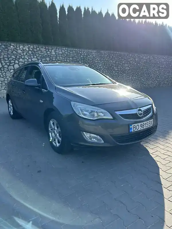 Универсал Opel Astra 2012 1.96 л. Ручная / Механика обл. Тернопольская, Подволочиск - Фото 1/21