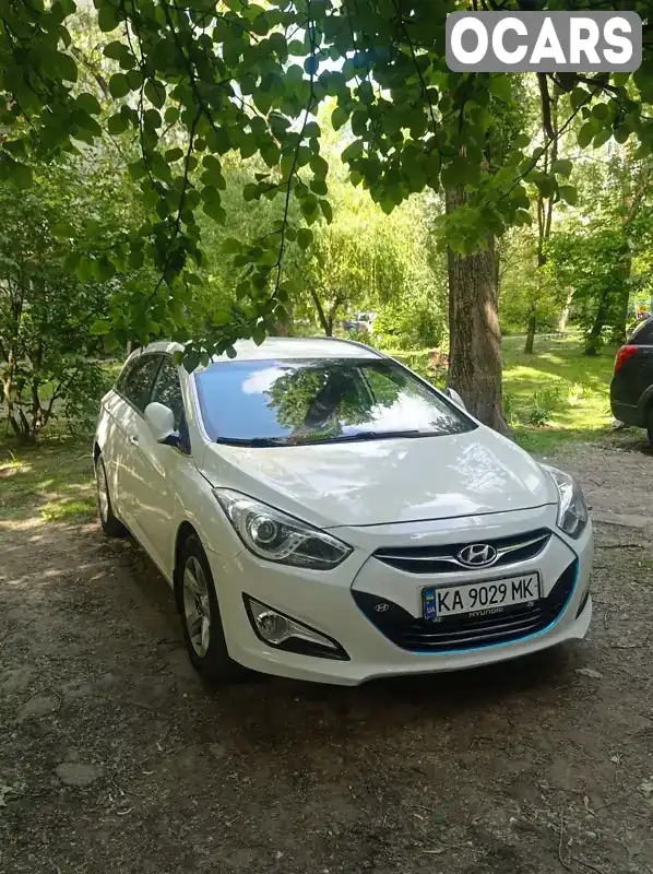 Універсал Hyundai i40 2011 1.7 л. Автомат обл. Київська, Київ - Фото 1/21