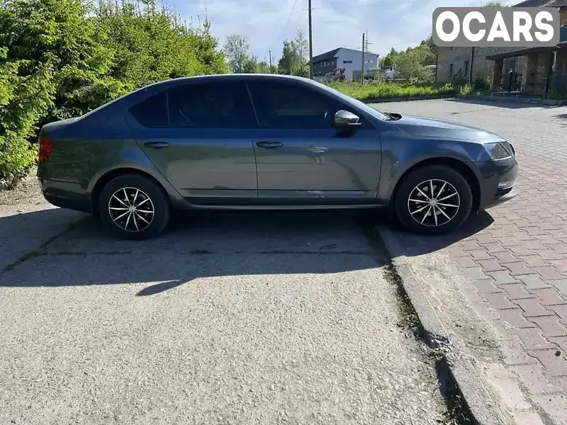 TMBAN2NE0JB007770 Skoda Octavia 2017 Универсал 1.6 л. Фото 3