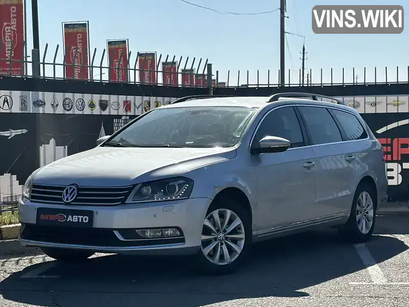 Універсал Volkswagen Passat 2012 1.8 л. Ручна / Механіка обл. Київська, Київ - Фото 1/21