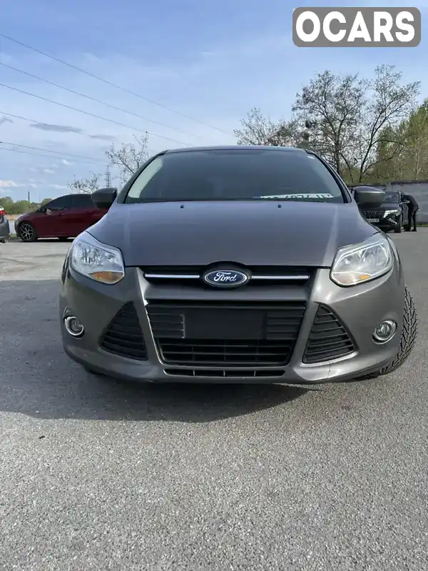 1FAHP3K20CL255240 Ford Focus 2011 Хетчбек 2 л. Фото 9