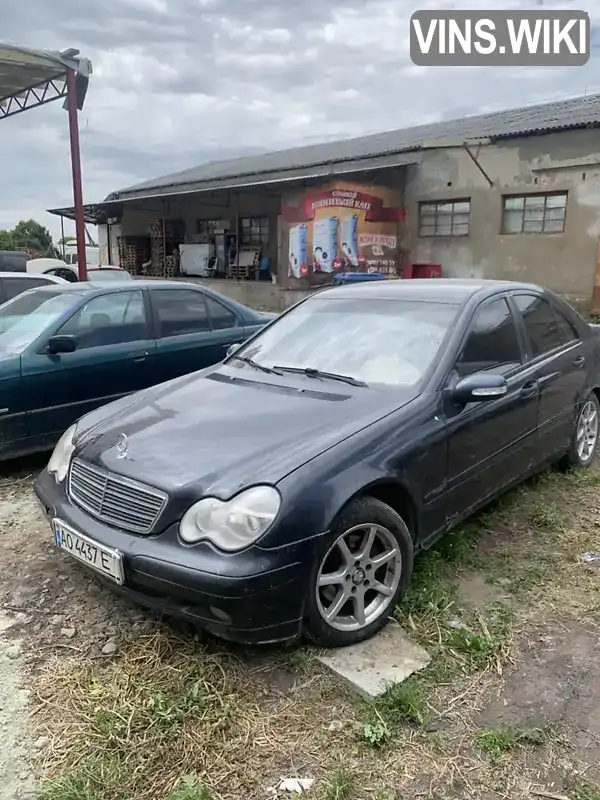 Седан Mercedes-Benz C-Class 2002 2.15 л. Автомат обл. Закарпатська, Ужгород - Фото 1/6