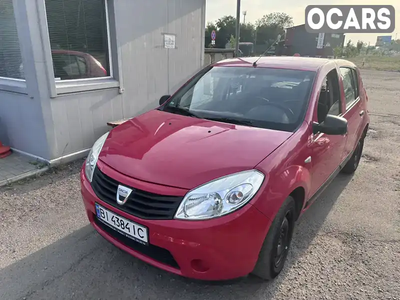 Хэтчбек Dacia Sandero 2009 1.4 л. Ручная / Механика обл. Полтавская, Полтава - Фото 1/21