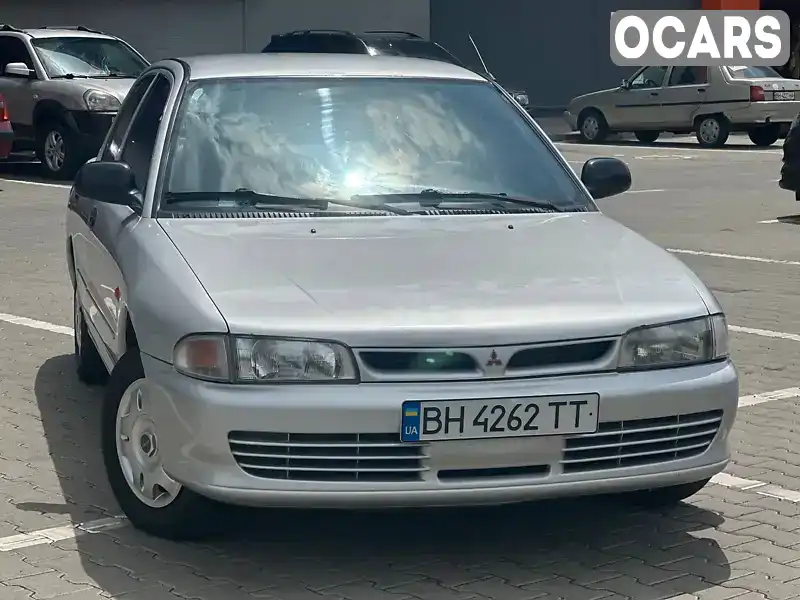 Седан Mitsubishi Lancer 1993 1.3 л. Ручна / Механіка обл. Одеська, Одеса - Фото 1/10