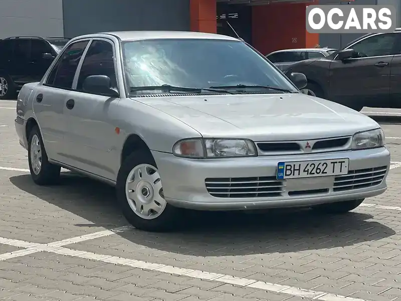 JMBSNCB1APU505137 Mitsubishi Lancer 1993 Седан 1.3 л. Фото 2