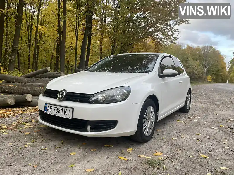 Хетчбек Volkswagen Golf 2009 1.6 л. Ручна / Механіка обл. Вінницька, Немирів - Фото 1/21