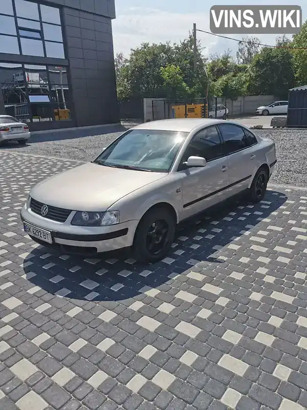 Седан Volkswagen Passat 1999 1.78 л. Ручна / Механіка обл. Хмельницька, Шепетівка - Фото 1/21