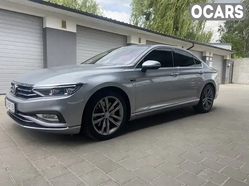 Седан Volkswagen Passat 2019 1.97 л. Автомат обл. Закарпатская, Мукачево - Фото 1/21