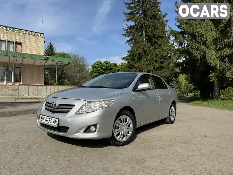 Седан Toyota Corolla 2008 1.6 л. Автомат обл. Черкаська, Умань - Фото 1/21