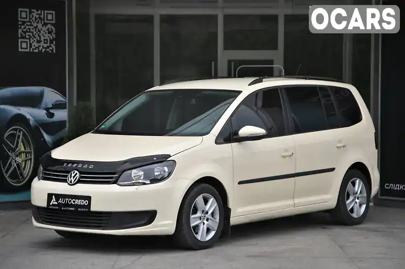 Мінівен Volkswagen Touran 2011 1.6 л. Ручна / Механіка обл. Харківська, Харків - Фото 1/18