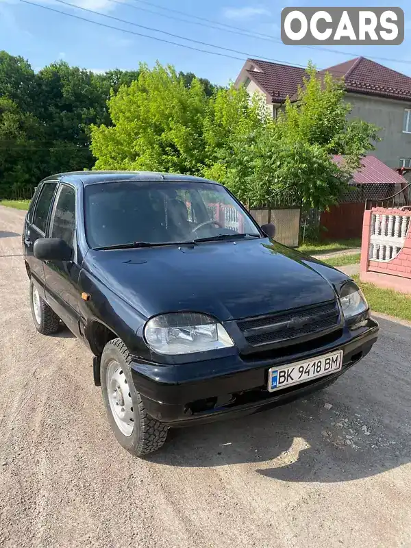 Позашляховик / Кросовер Chevrolet Niva 2006 1.69 л. Ручна / Механіка обл. Рівненська, Рівне - Фото 1/10