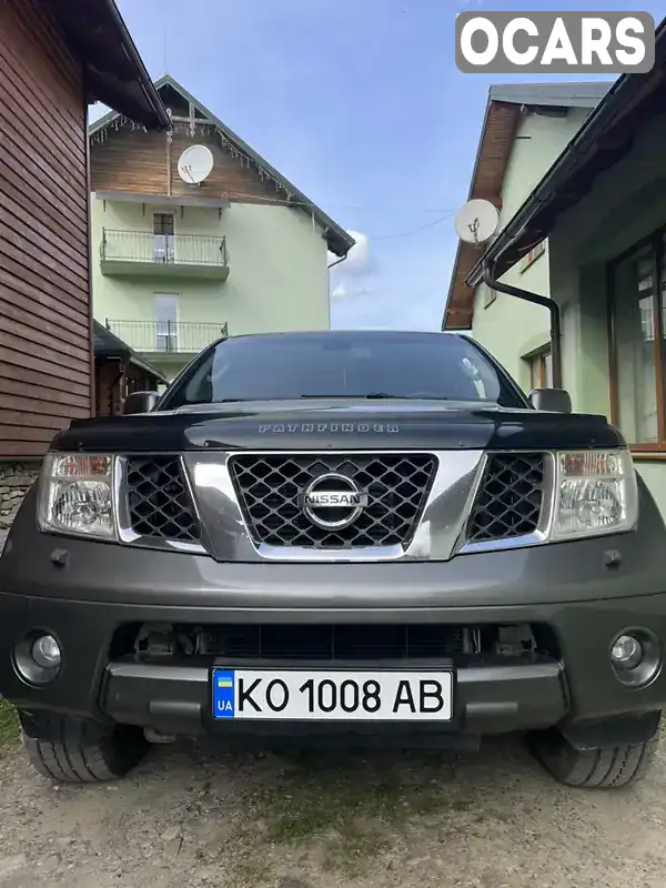 Внедорожник / Кроссовер Nissan Pathfinder 2006 2.49 л. Автомат обл. Ивано-Франковская, Яремче - Фото 1/21