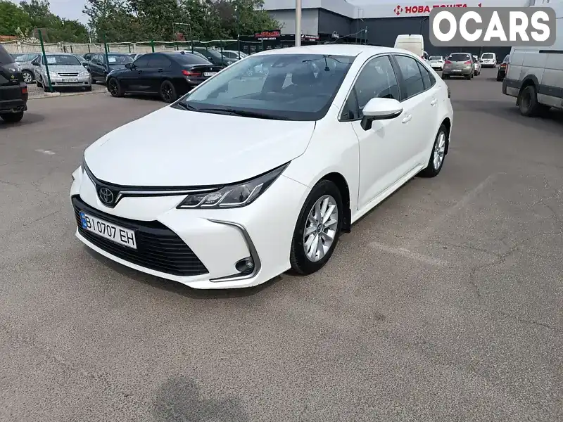 Седан Toyota Corolla 2019 1.6 л. Ручна / Механіка обл. Полтавська, Карлівка - Фото 1/13