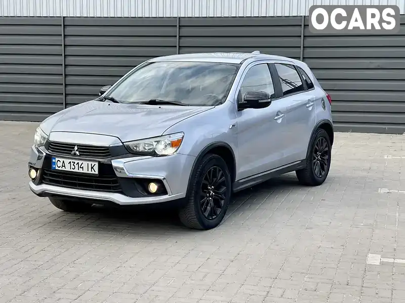 Позашляховик / Кросовер Mitsubishi Outlander Sport 2017 2 л. Автомат обл. Черкаська, Черкаси - Фото 1/21