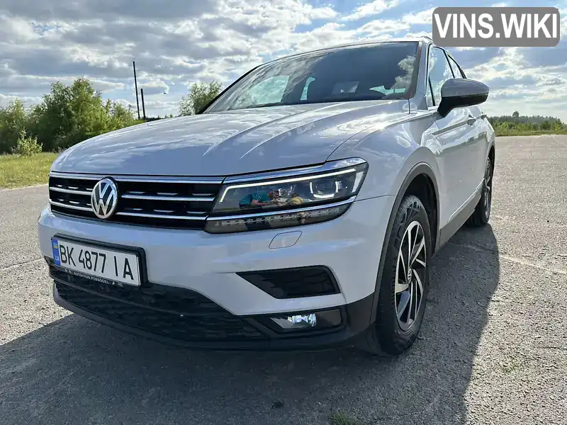 Позашляховик / Кросовер Volkswagen Tiguan 2018 2 л. Робот обл. Рівненська, Березне - Фото 1/21