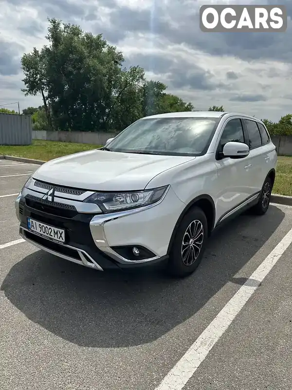 Позашляховик / Кросовер Mitsubishi Outlander 2021 2 л. Варіатор обл. Київська, Бровари - Фото 1/9