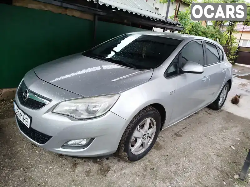 W0LPD6EG8A8070200 Opel Astra 2010 Хетчбек  Фото 2