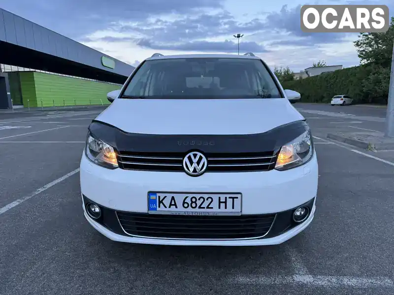 Минивэн Volkswagen Touran 2013 1.97 л. Ручная / Механика обл. Киевская, Киев - Фото 1/21