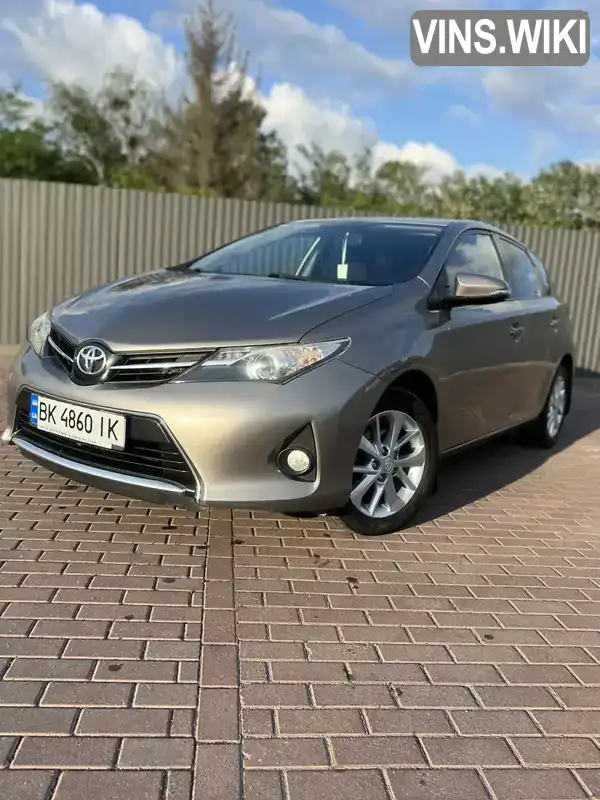 Хетчбек Toyota Auris 2012 1.6 л. Автомат обл. Рівненська, Сарни - Фото 1/21