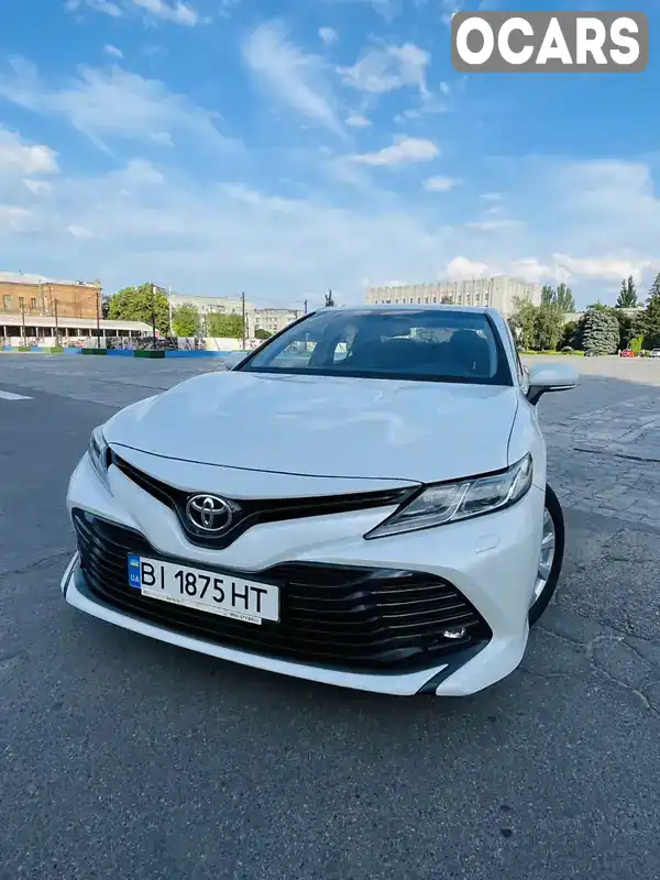 Седан Toyota Camry 2020 2.49 л. Автомат обл. Полтавська, Кременчук - Фото 1/13