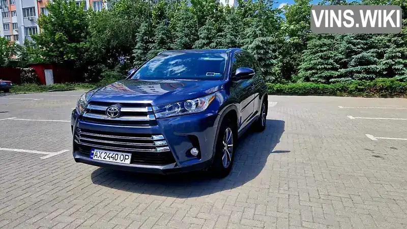 Позашляховик / Кросовер Toyota Highlander 2017 3.46 л. Автомат обл. Харківська, Харків - Фото 1/21