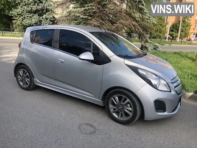 Хэтчбек Chevrolet Spark 2016 null_content л. Вариатор обл. Тернопольская, Тернополь - Фото 1/21