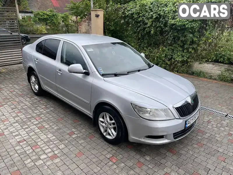 Лифтбек Skoda Octavia 2011 1.6 л. Ручная / Механика обл. Закарпатская, Мукачево - Фото 1/21