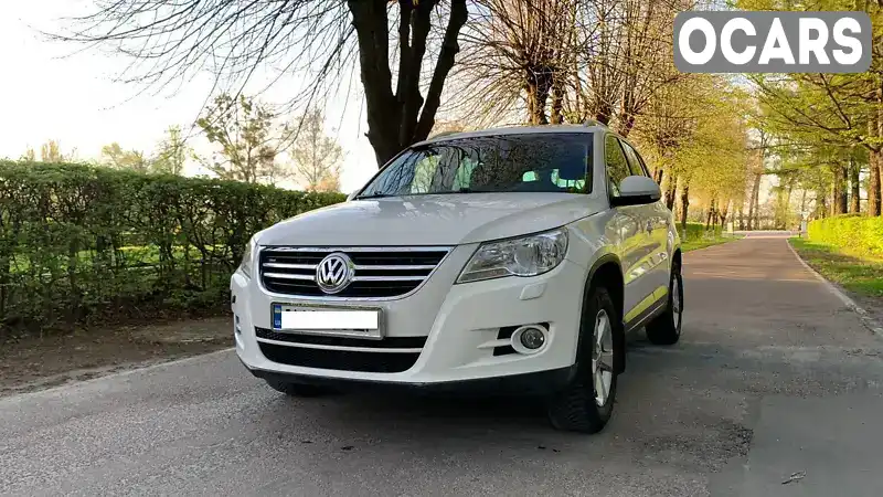 Позашляховик / Кросовер Volkswagen Tiguan 2010 2 л. Автомат обл. Житомирська, Звягель - Фото 1/21