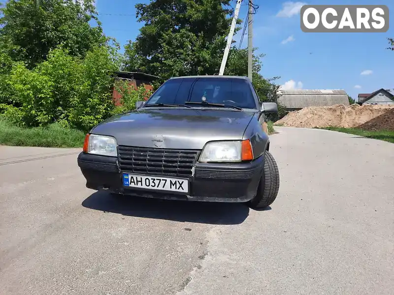 W0L000049J5072188 Opel Kadett 1987 Седан 1.8 л. Фото 2