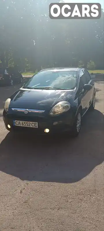 Хетчбек Fiat Punto 2011 1.3 л. Ручна / Механіка обл. Черкаська, Черкаси - Фото 1/21