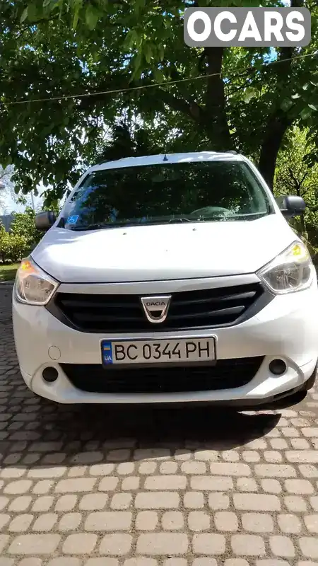 Мінівен Dacia Lodgy 2013 1.6 л. Ручна / Механіка обл. Львівська, Львів - Фото 1/11