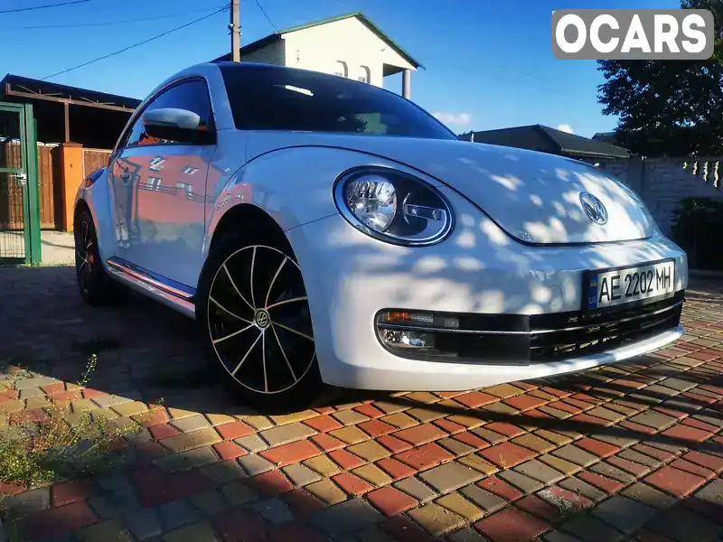 Хетчбек Volkswagen Beetle 2015 1.8 л. Автомат обл. Дніпропетровська, Дніпро (Дніпропетровськ) - Фото 1/21