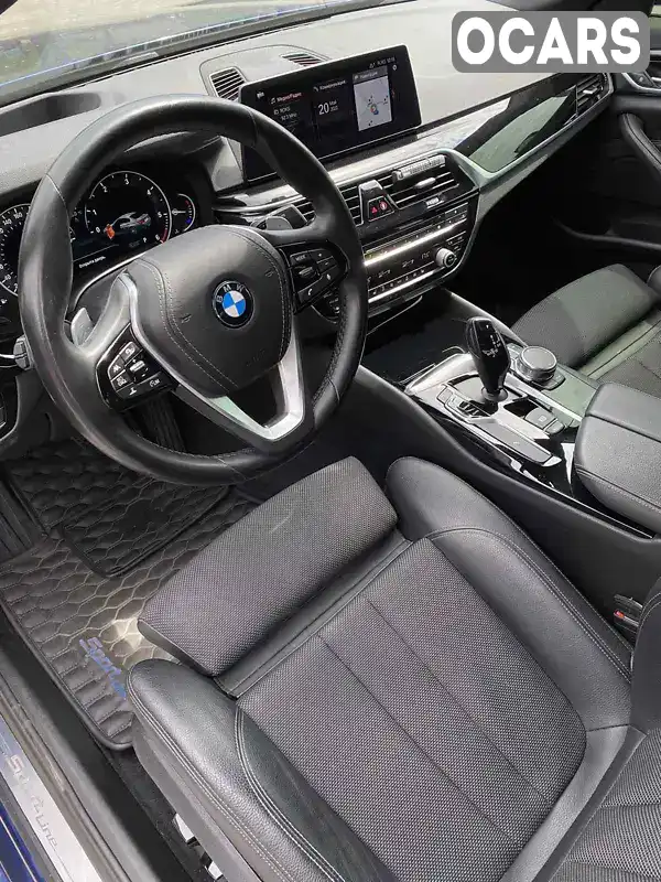 WBAJD11020B197302 BMW 5 Series 2018 Седан 2.99 л. Фото 3