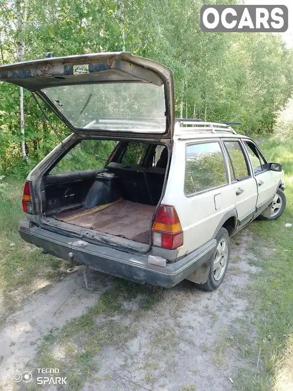 WVWZZZ33ZJE042088 Volkswagen Passat 1988 Універсал 1.59 л. Фото 4