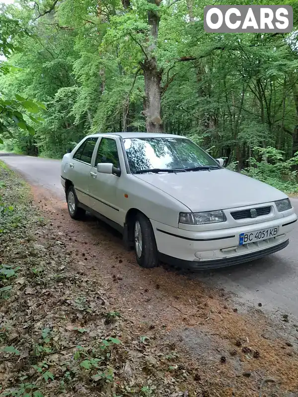 Седан SEAT Toledo 1993 1.8 л. Ручна / Механіка обл. Львівська, Новояворівськ - Фото 1/18