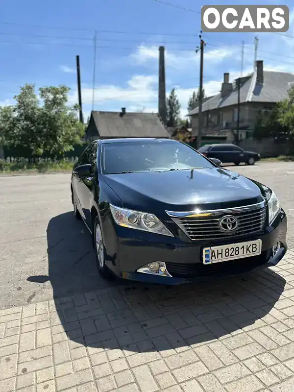 Седан Toyota Camry 2013 2.49 л. Автомат обл. Донецкая, Покровск (Красноармейск) - Фото 1/18