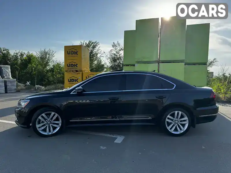 Седан Volkswagen Passat 2017 1.8 л. Автомат обл. Дніпропетровська, Кривий Ріг - Фото 1/21